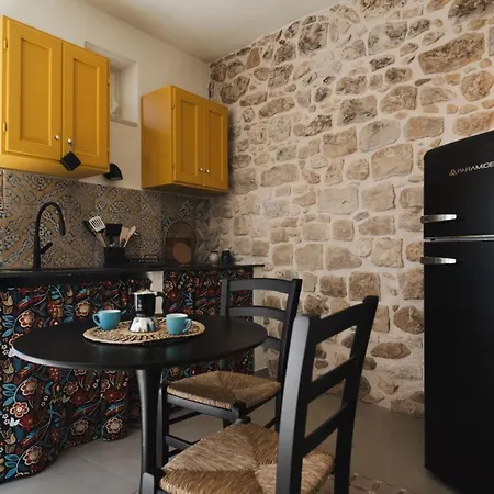 Casa Cucunci Holiday home *