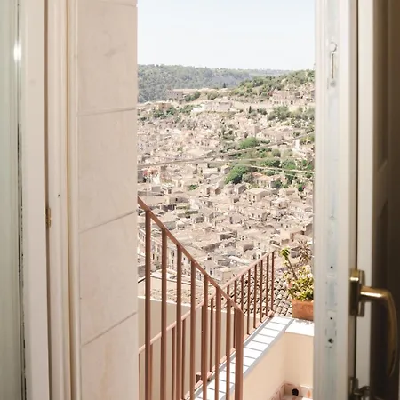 Casa Cucunci * Modica