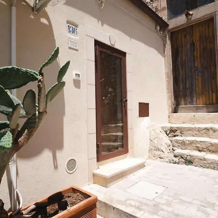 Holiday home Casa Cucunci Modica